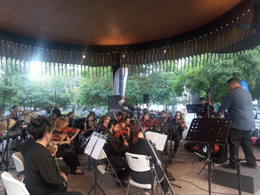 Orquesta UNIACC Eufonía